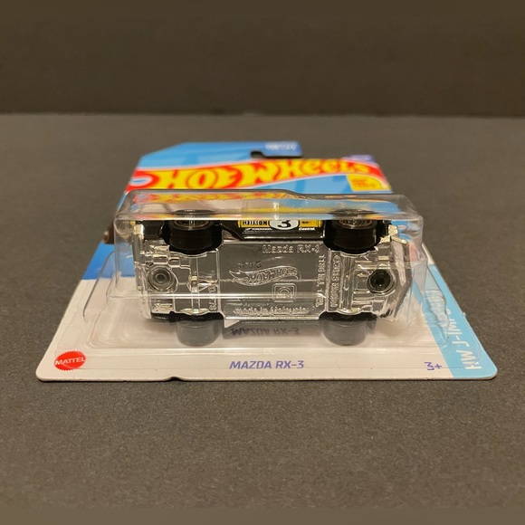 HotWheels Mazda RX-3 - Picture 3 of 7
